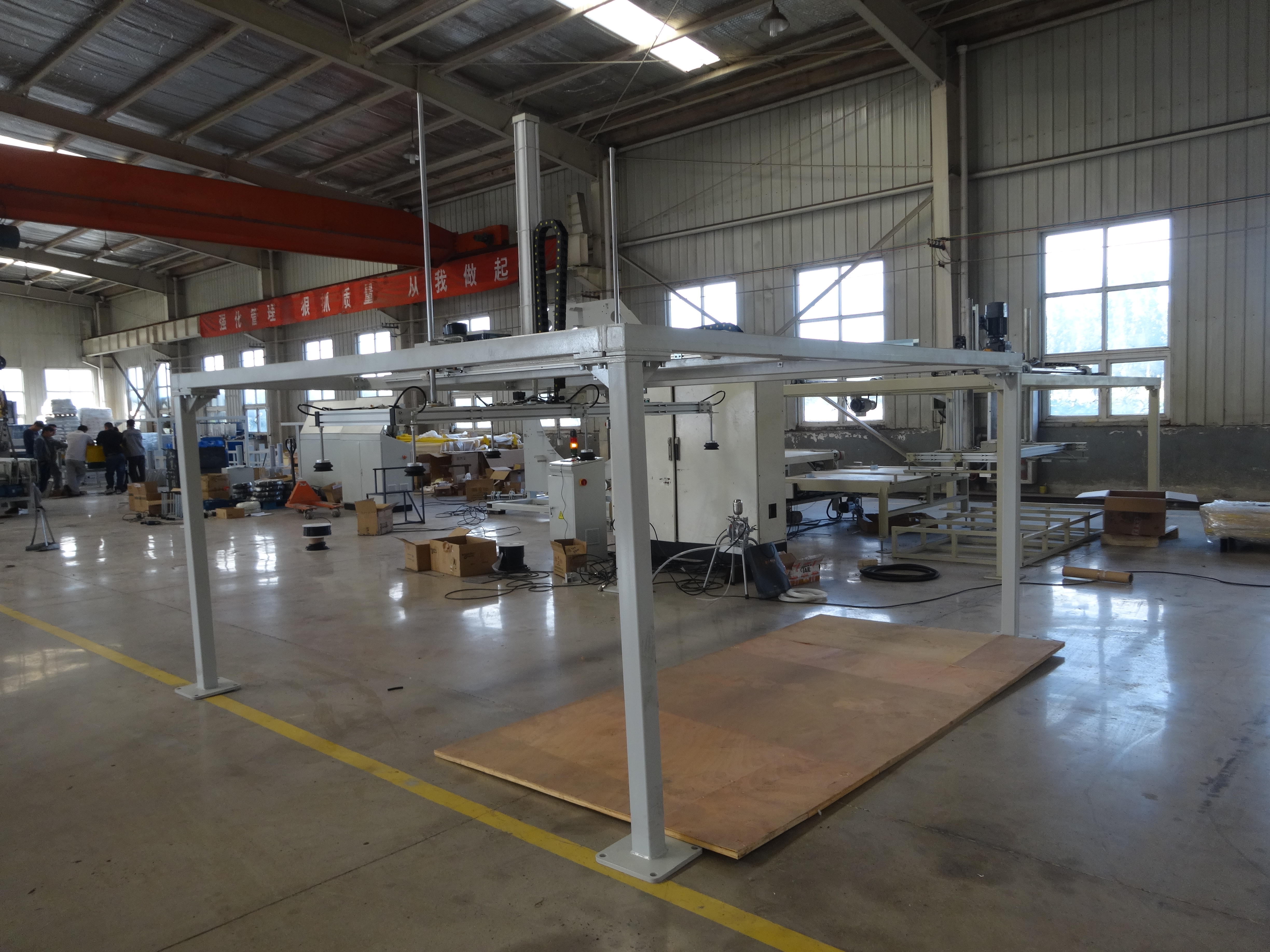 定制全自动打包机应用于板材行业